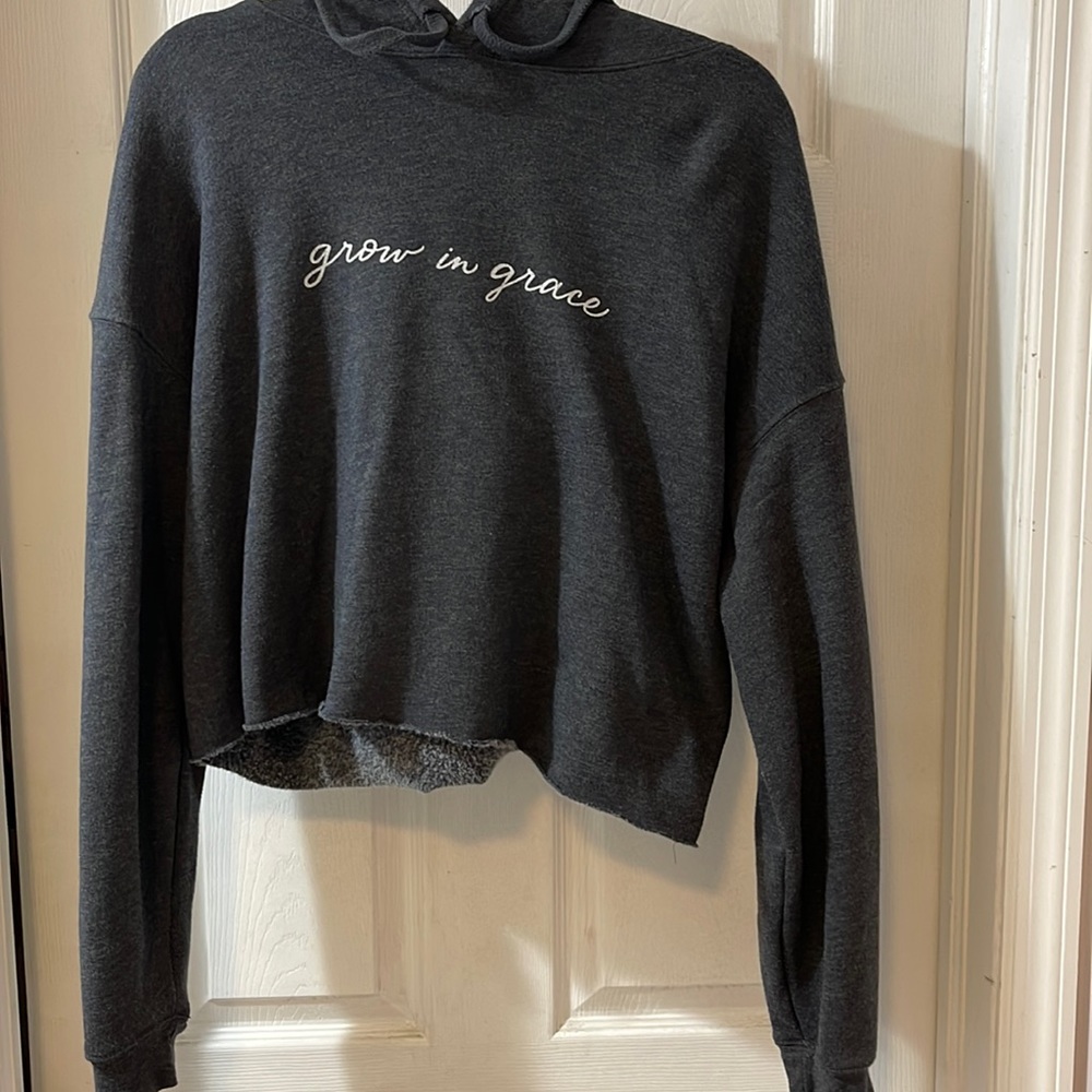 Womens grow in grace crop top